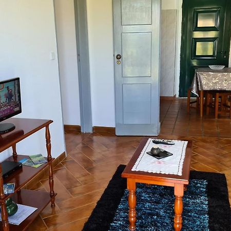 Moradias Estacao Radio Naval , Moradia Vila Do Porto Lajes das Flores Eksteriør bilde